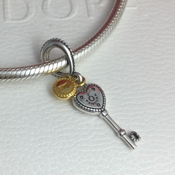Pandora Key To My Heart Dangle Charm 2025